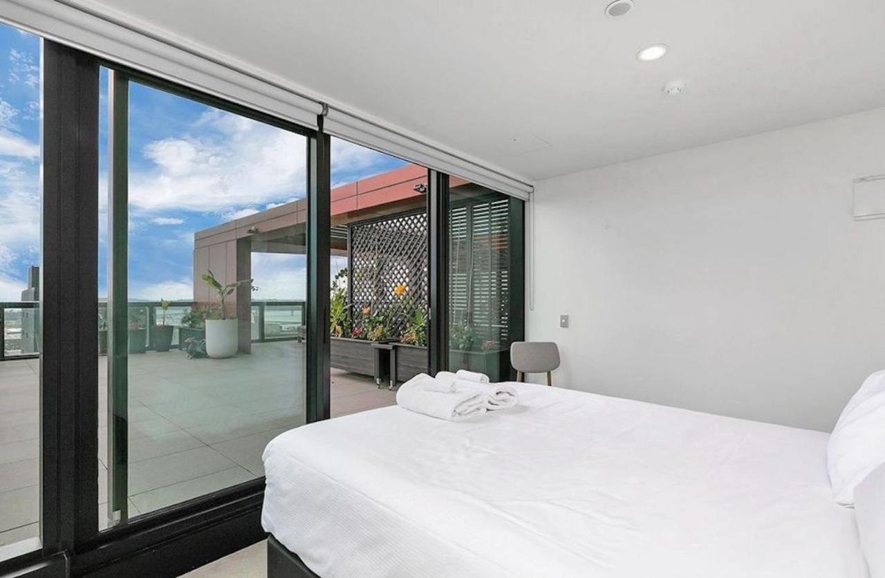 Magnificent Skytower, Sea, Habour View In Cbd Apartment Auckland Exterior photo