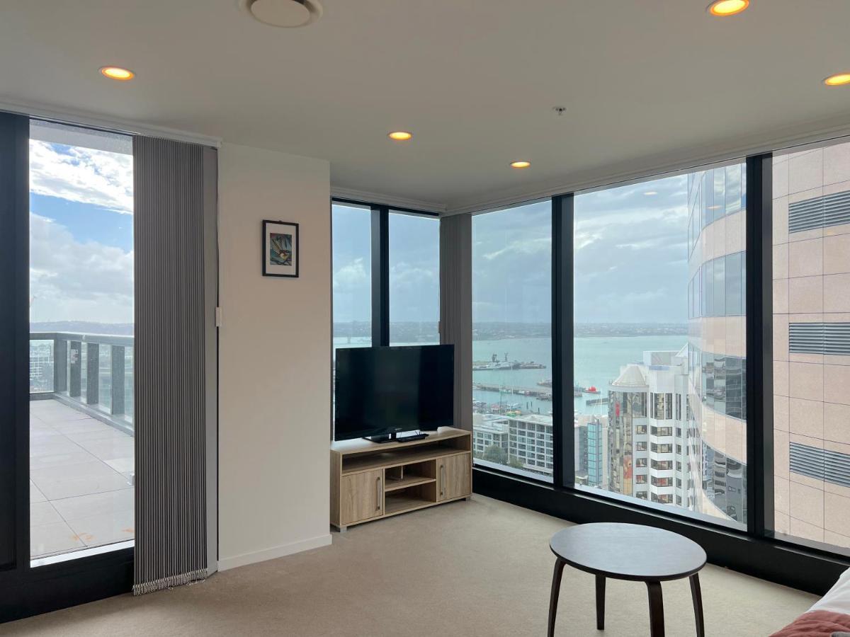 Magnificent Skytower, Sea, Habour View In Cbd Apartment Auckland Exterior photo
