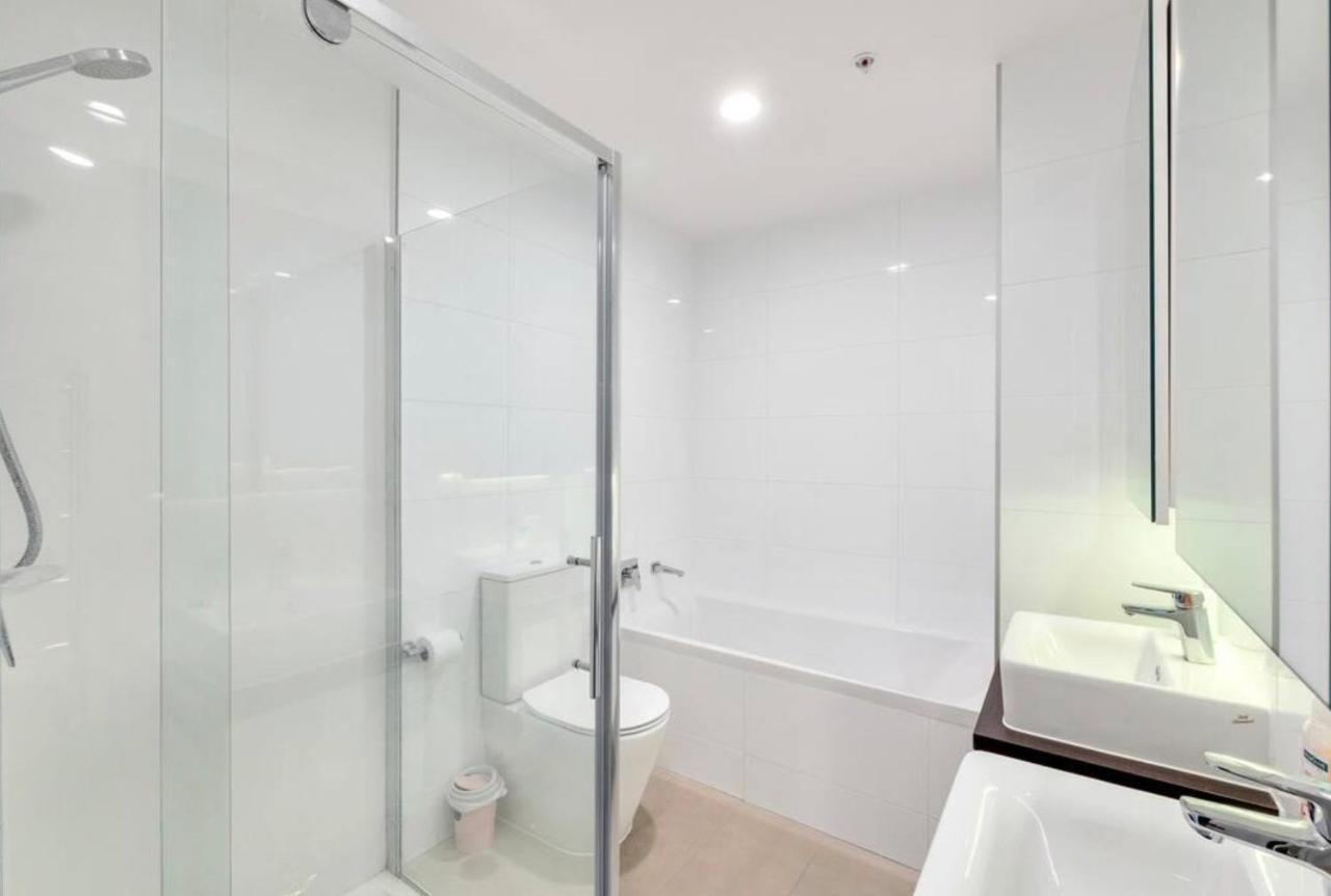 Magnificent Skytower, Sea, Habour View In Cbd Apartment Auckland Exterior photo